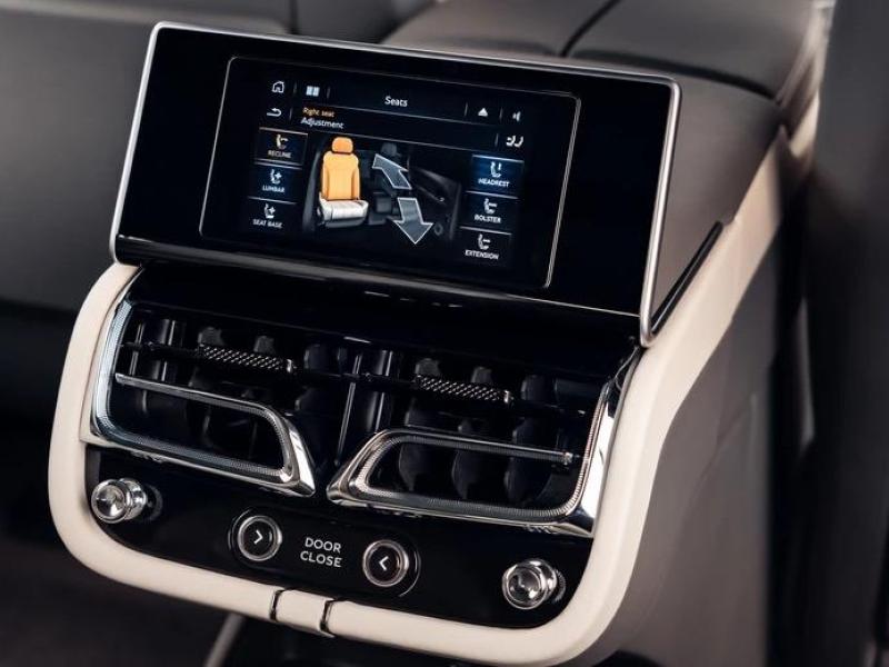 Купить Bentley Bentayga EWB бензин 2025 id-1006186 в Киеве, Фото №[delta]