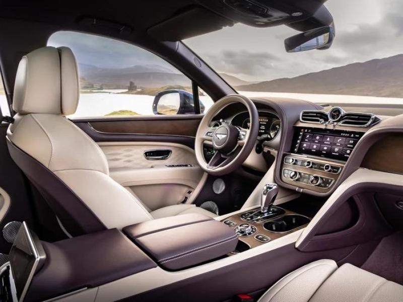 Купить Bentley Bentayga EWB бензин 2025 id-1006186 в Киеве, Фото №[delta]