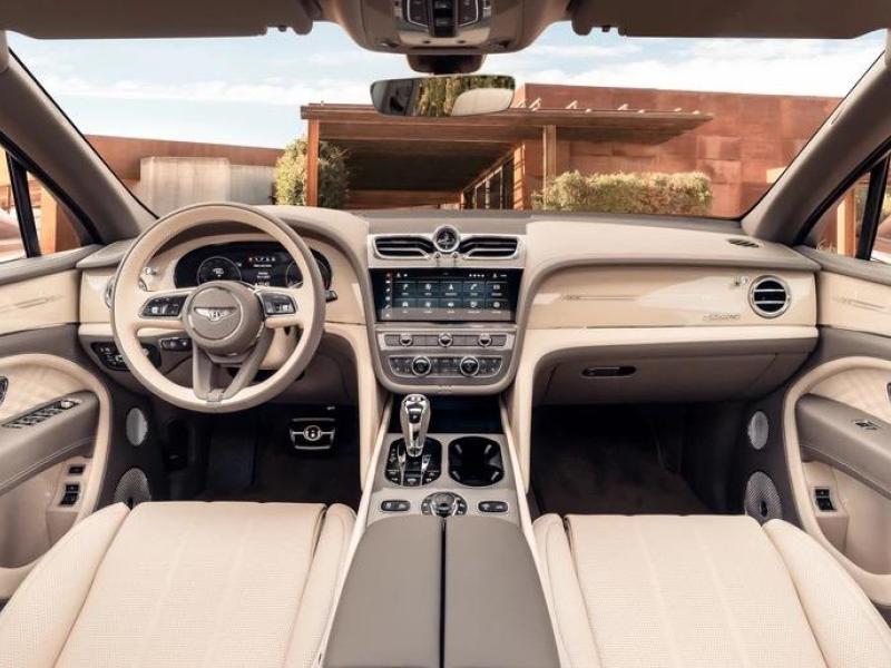 Купить Bentley Bentayga EWB бензин 2025 id-1006186 в Киеве, Фото №[delta]