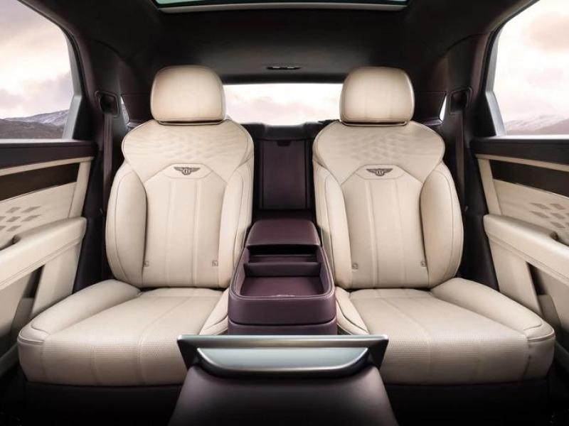 Купить Bentley Bentayga EWB бензин 2025 id-1006186 в Киеве, Фото №[delta]