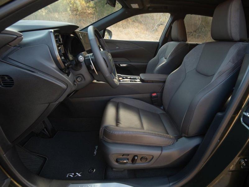 Купить Lexus RX гибрид 2024 id-1006194 в Киеве, Фото №[delta]