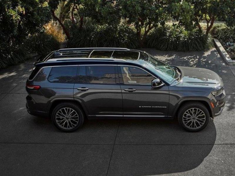 Купить Jeep Grand Cherokee L бензин 2025 id-1006206 в Киеве, Фото №[delta]