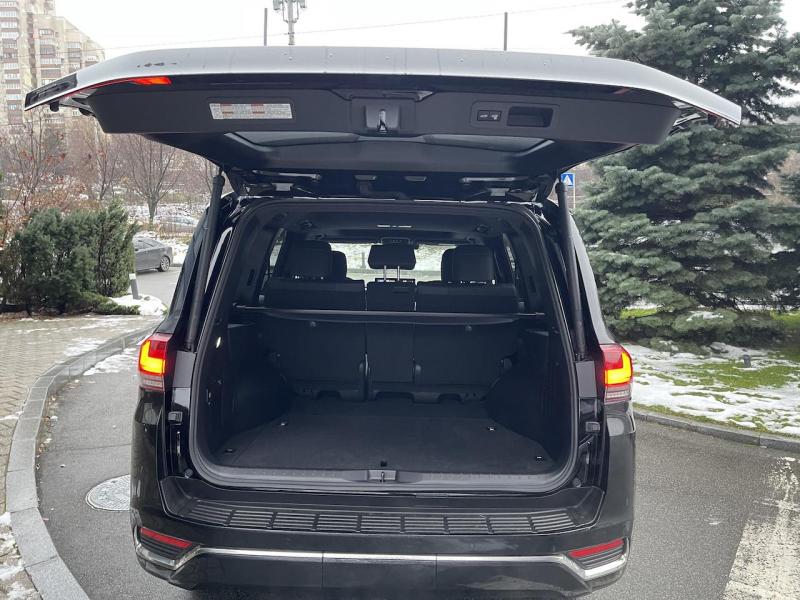 Купить Toyota Land Cruiser 300 дизель 2024 id-1006210 в Киеве, Фото №[delta]