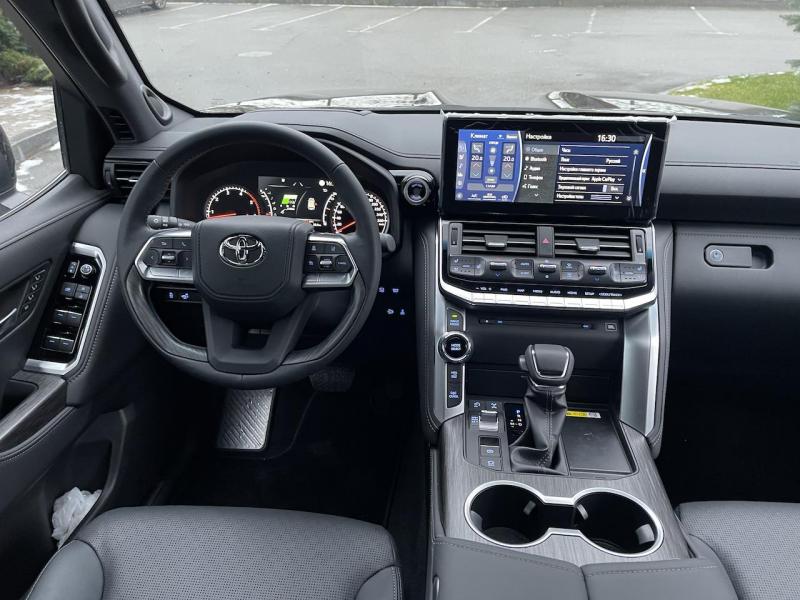 Купить Toyota Land Cruiser 300 дизель 2024 id-1006210 в Киеве, Фото №[delta]