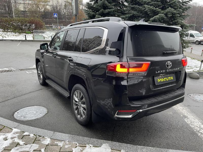Купить Toyota Land Cruiser 300 дизель 2025 id-1006210 в Киеве, Фото №[delta]