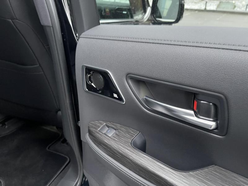 Купить Toyota Land Cruiser 300 дизель 2025 id-1006210 в Киеве, Фото №[delta]