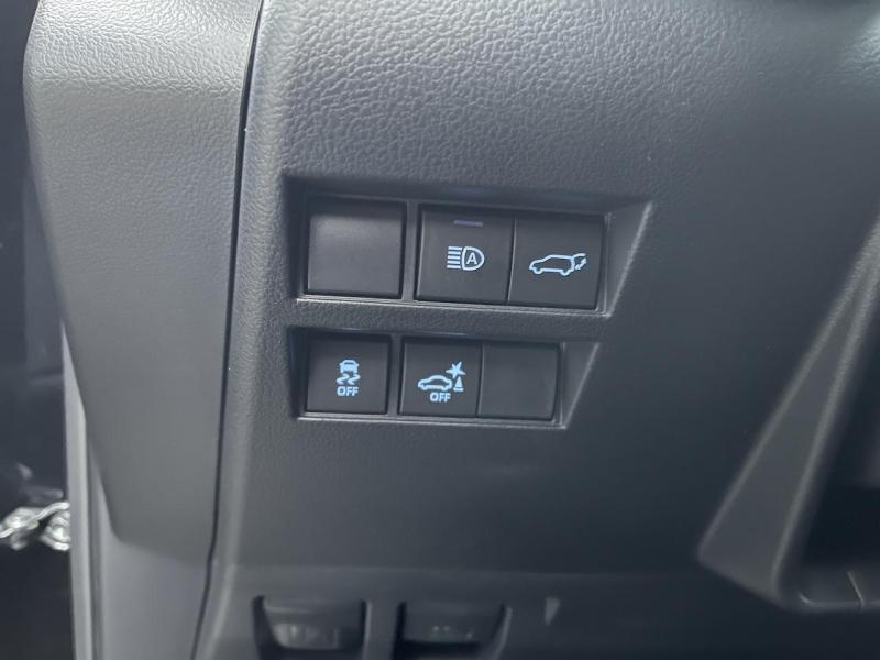 Купить Toyota Land Cruiser 300 дизель 2025 id-1006210 в Киеве, Фото №[delta]