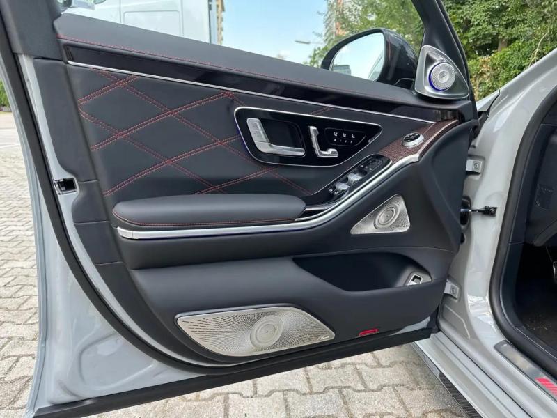 Купить Mercedes-Benz S 63е гибрид 2025 id-1006219 в Киеве, Фото №[delta]