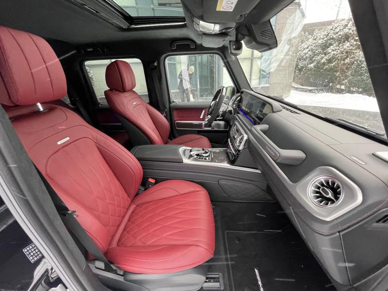 Купить Mercedes-Benz G 63 AMG бензин 2023 id-1006229 в Киеве, Фото №[delta]