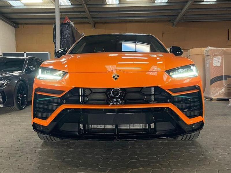 Купить Lamborghini Urus Pearl Capsule бензин 2025 id-1006238 в Киеве, Фото №[delta]