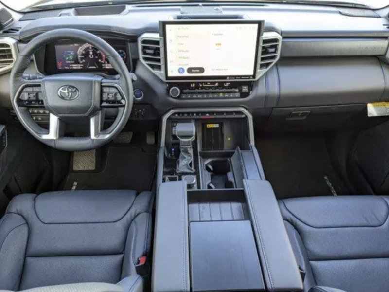 Купить Toyota Sequoia Capstone гибрид 2024 id-1006242 в Киеве, Фото №[delta]