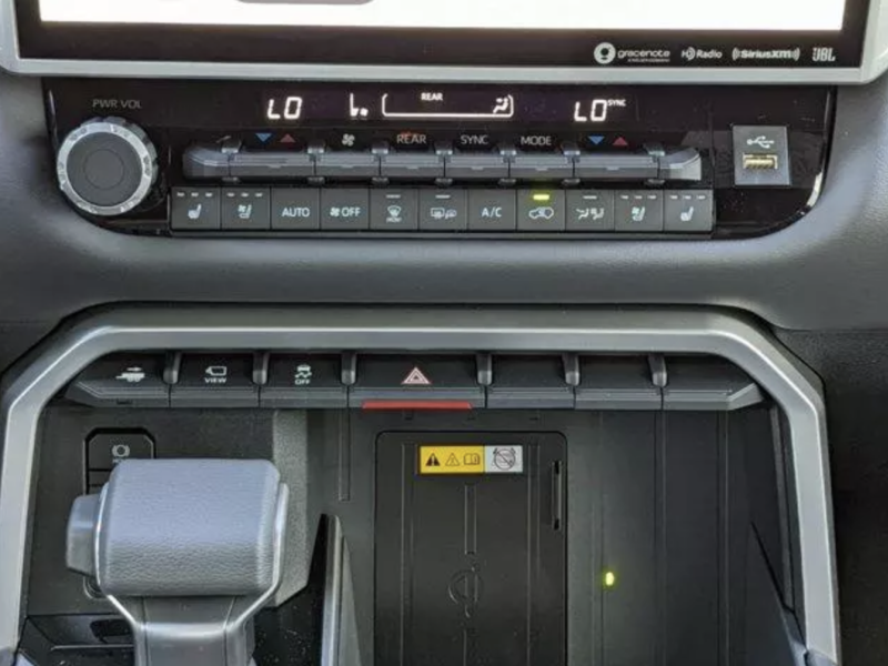 Купить Toyota Sequoia Capstone гибрид 2025 id-1006242 в Киеве, Фото №[delta]