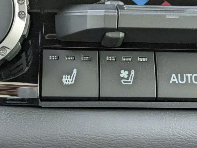 Купить Toyota Sequoia Capstone гибрид 2025 id-1006242 в Киеве, Фото №[delta]