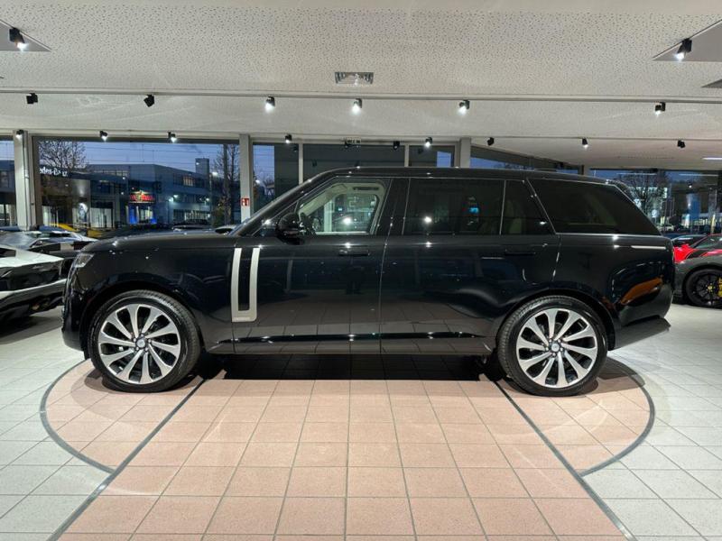 Купить Land-Rover Range-Rover L460 Autobioraphy LWB дизель 2024 id-1006251 в Киеве, Фото №[delta]