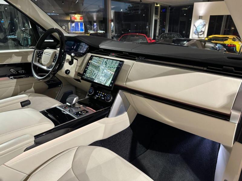 Купить Land-Rover Range-Rover L460 Autobioraphy LWB дизель 2024 id-1006251 в Киеве, Фото №[delta]