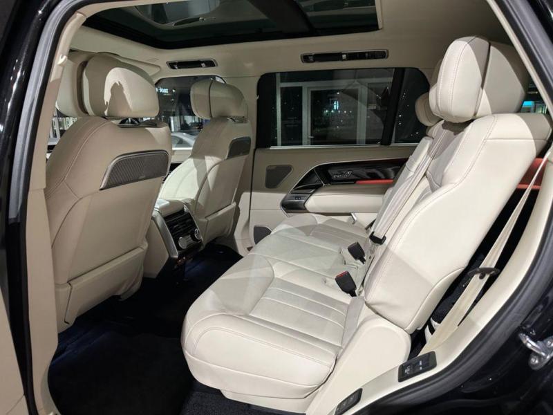 Купить Land-Rover Range-Rover L460 Autobioraphy LWB дизель 2025 id-1006251 в Киеве, Фото №[delta]