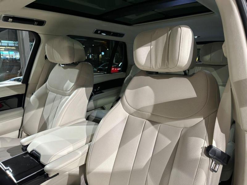 Купить Land-Rover Range-Rover L460 Autobioraphy LWB дизель 2025 id-1006251 в Киеве, Фото №[delta]