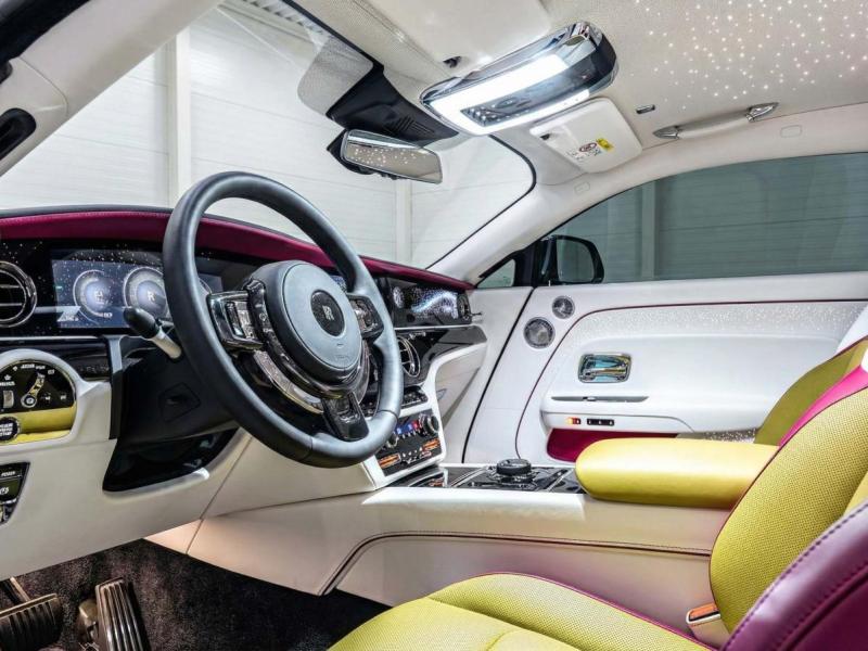 Купить Rolls-Royce Spectre электро 2026 id-1006275 в Киеве, Фото №[delta]