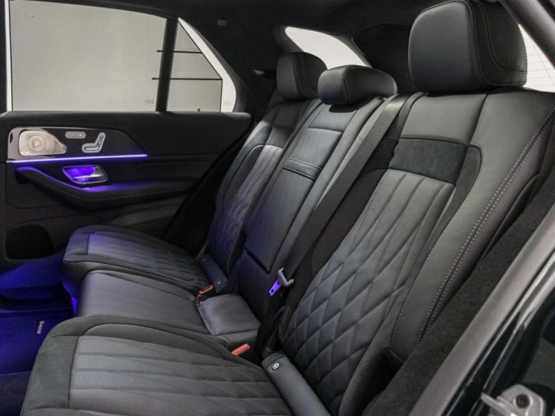 Купить Mercedes-Benz GLE 63S AMG бензин 2023 id-1006279 в Киеве, Фото №[delta]