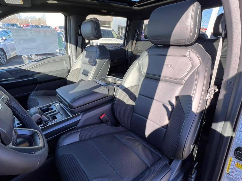 Купить Ford F-150 Raptor R бензин 2024 id-1006308 в Киеве, Фото №[delta]