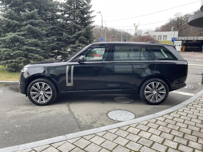 Купить Land-Rover Range-Rover L460 Autobioraphy LWB дизель 2025 id-1006311 в Киеве, Фото №[delta]