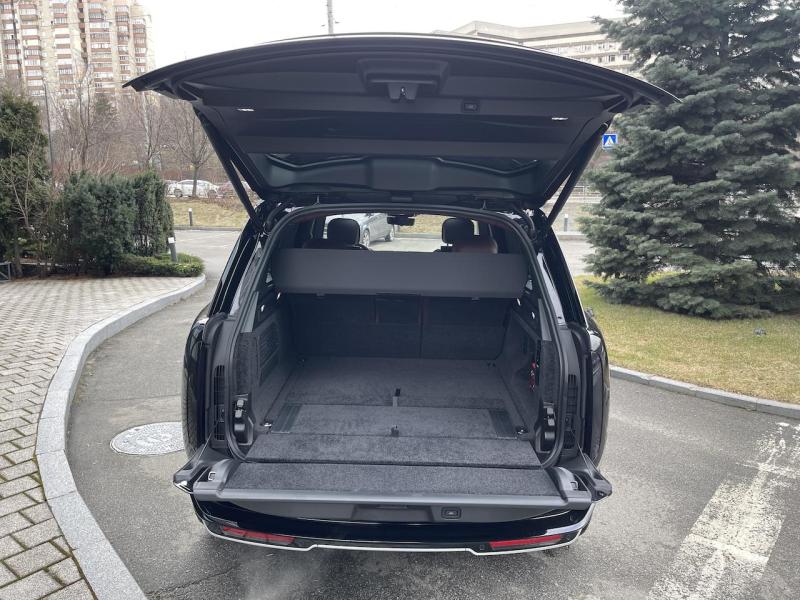 Купить Land-Rover Range-Rover L460 Autobioraphy LWB дизель 2025 id-1006311 в Киеве, Фото №[delta]