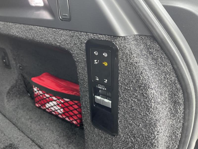 Купить Land-Rover Range-Rover L460 Autobioraphy LWB дизель 2025 id-1006311 в Киеве, Фото №[delta]