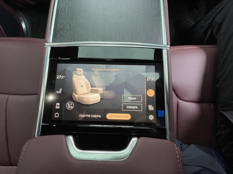 Купить Land-Rover Range-Rover L460 Autobioraphy LWB дизель 2025 id-1006311 в Киеве, Фото №[delta]