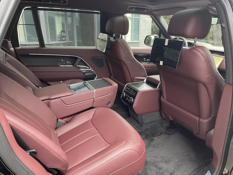 Купить Land-Rover Range-Rover L460 Autobioraphy LWB дизель 2025 id-1006311 в Киеве, Фото №[delta]