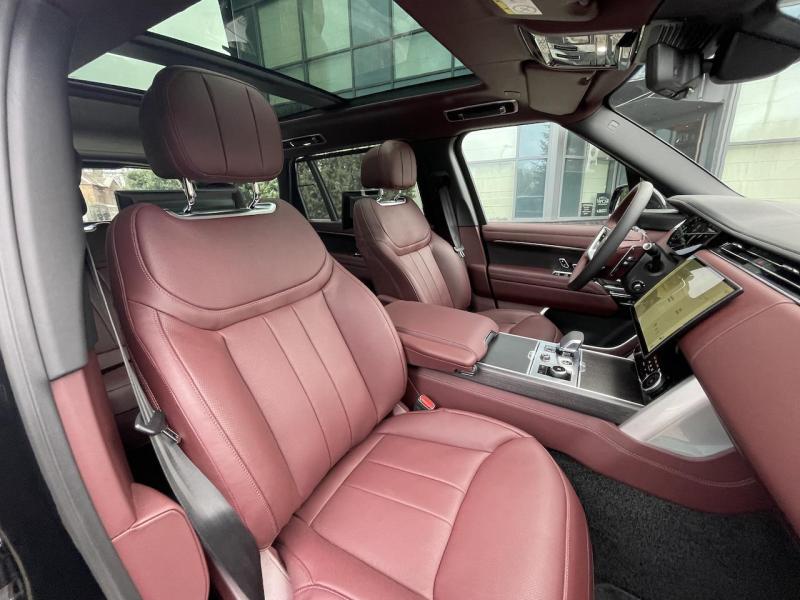 Купить Land-Rover Range-Rover L460 Autobioraphy LWB дизель 2025 id-1006311 в Киеве, Фото №[delta]