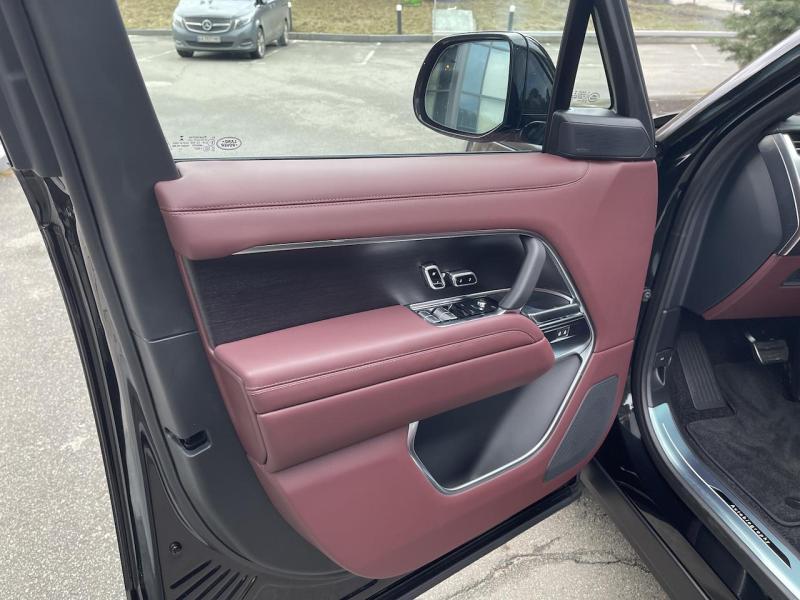 Купить Land-Rover Range-Rover L460 Autobioraphy LWB дизель 2025 id-1006311 в Киеве, Фото №[delta]