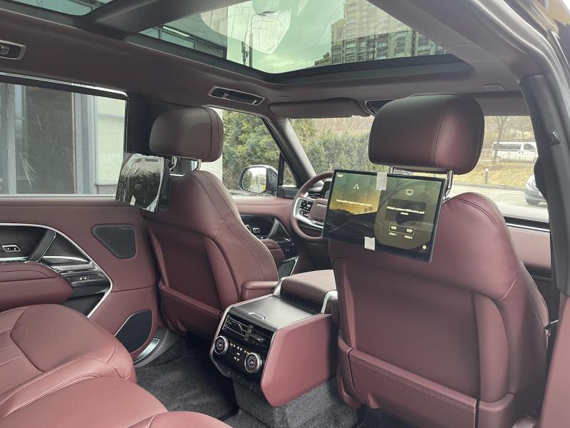 Купить Land-Rover Range-Rover L460 Autobioraphy LWB дизель 2025 id-1006311 в Киеве, Фото №[delta]