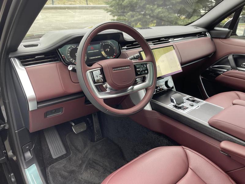 Купить Land-Rover Range-Rover L460 Autobioraphy LWB дизель 2025 id-1006311 в Киеве, Фото №[delta]