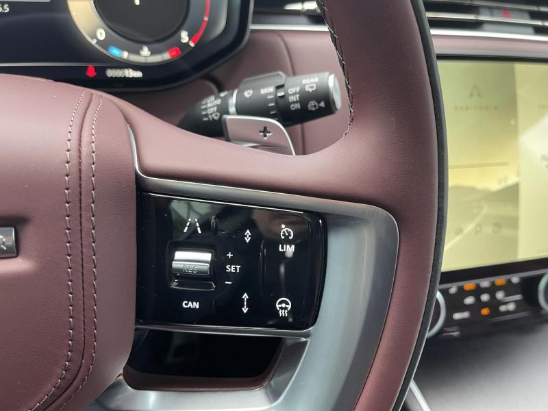 Купить Land-Rover Range-Rover L460 Autobioraphy LWB дизель 2025 id-1006311 в Киеве, Фото №[delta]