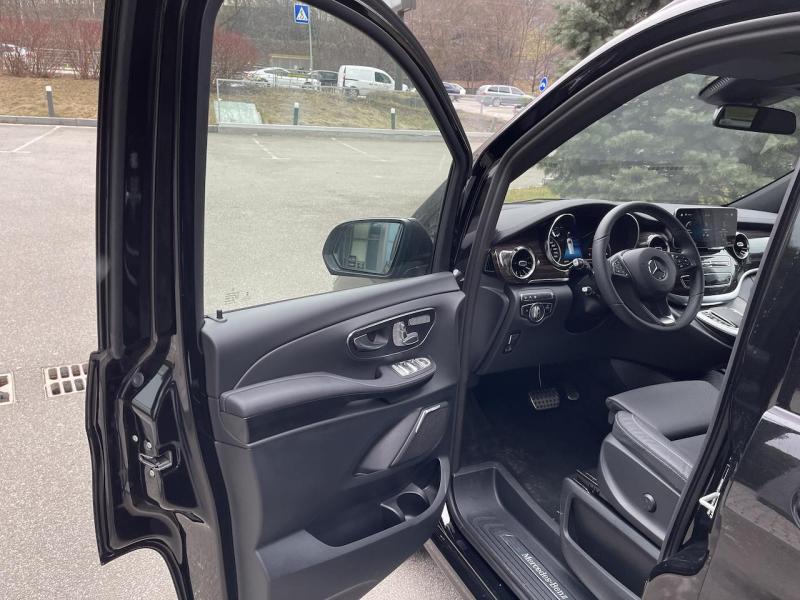Купить Mercedes-Benz V 300D AMG Long 4matic дизель 2023 id-1006322 в Киеве, Фото №[delta]