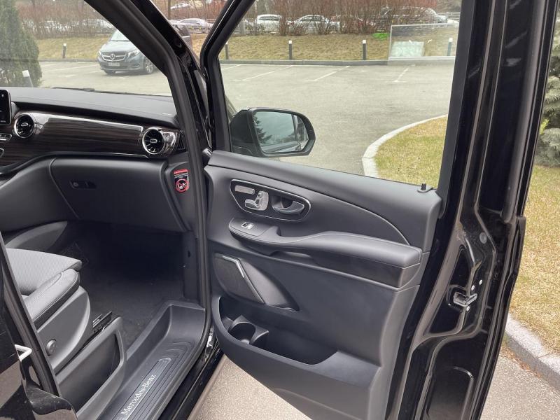 Купить Mercedes-Benz V 300D AMG Long 4matic дизель 2023 id-1006322 в Киеве, Фото №[delta]