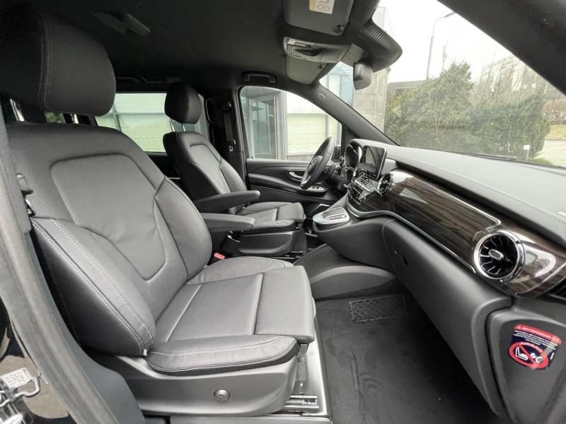 Купить Mercedes-Benz V 300D AMG Long 4matic дизель 2023 id-1006322 в Киеве, Фото №[delta]