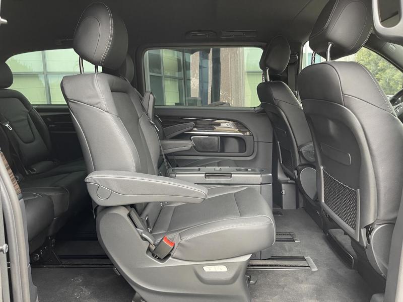 Купить Mercedes-Benz V 300D AMG Long 4matic дизель 2023 id-1006322 в Киеве, Фото №[delta]