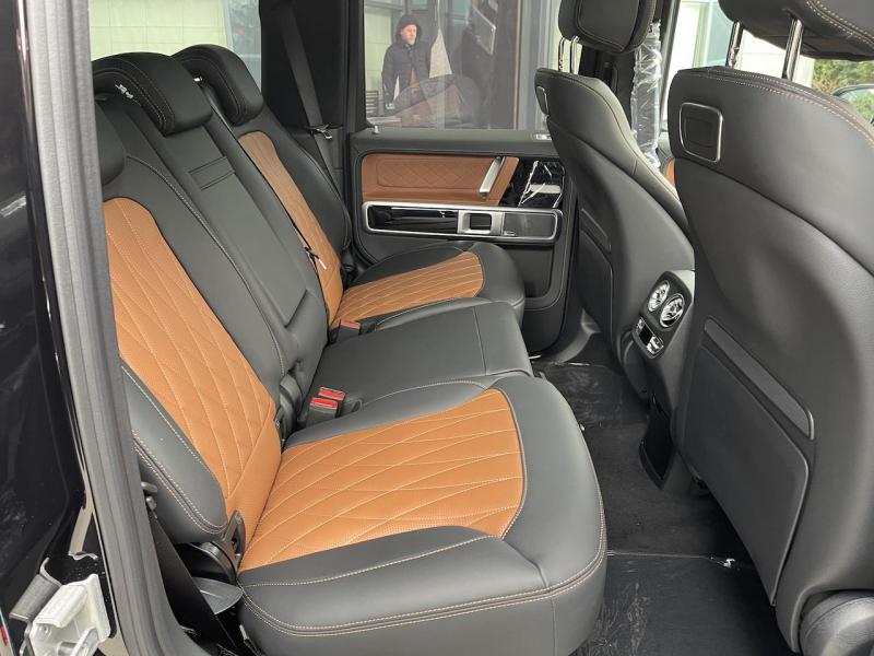 Купить Mercedes-Benz G 63 AMG бензин 2023 id-1006324 в Киеве, Фото №[delta]