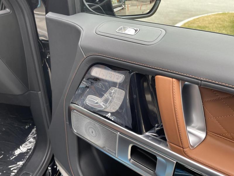 Купить Mercedes-Benz G 63 AMG бензин 2023 id-1006324 в Киеве, Фото №[delta]