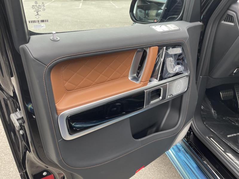 Купить Mercedes-Benz G 63 AMG бензин 2023 id-1006324 в Киеве, Фото №[delta]