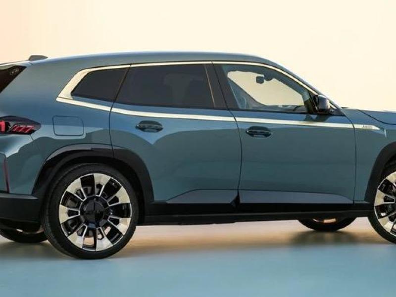 Купить BMW XM гибрид 2024 id-1006331 в Киеве, Фото №[delta]