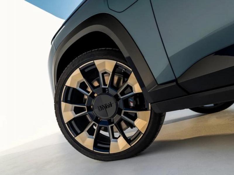 Купить BMW XM гибрид 2024 id-1006331 в Киеве, Фото №[delta]