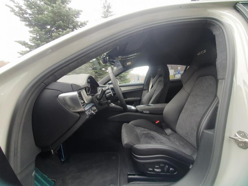 Купить Porsche Panamera GTS бензин 2023 id-1006341 в Киеве, Фото №[delta]