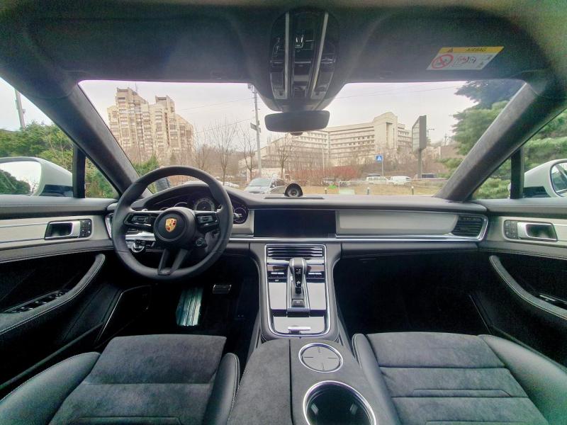 Купить Porsche Panamera GTS бензин 2023 id-1006341 в Киеве, Фото №[delta]