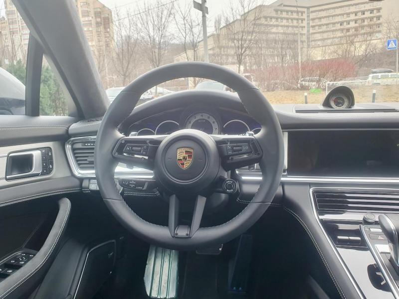 Купить Porsche Panamera GTS бензин 2023 id-1006341 в Киеве, Фото №[delta]