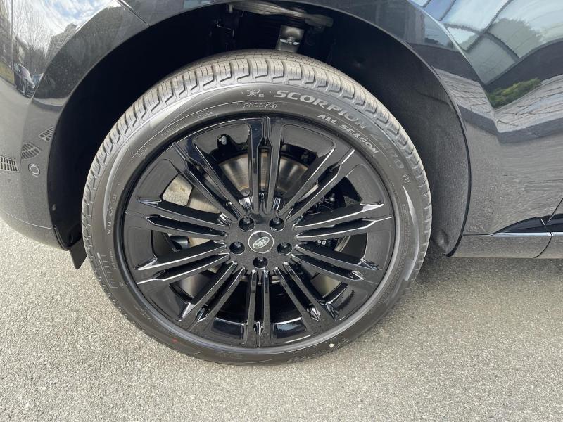 Купить Land-Rover Range-Rover L460 Autobioraphy LWB бензин 2024 id-1006351 в Киеве, Фото №[delta]