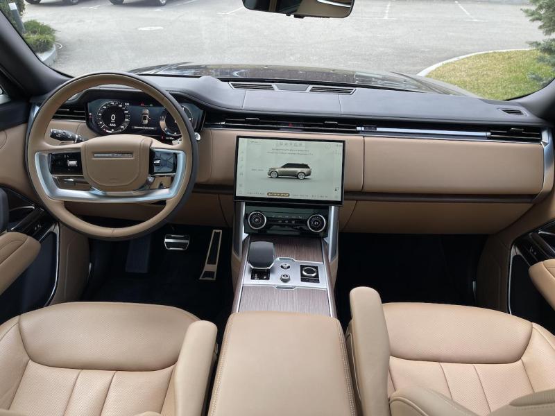 Купить Land-Rover Range-Rover L460 Autobioraphy LWB бензин 2025 id-1006351 в Киеве, Фото №[delta]