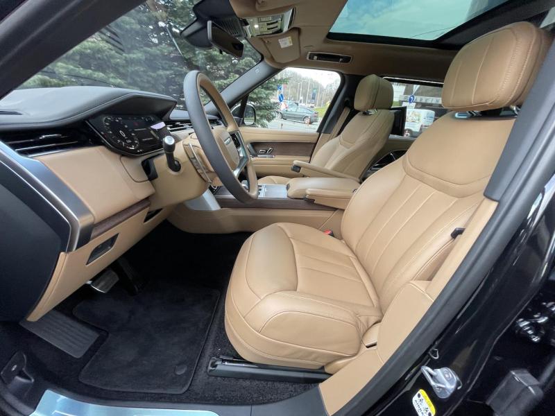 Купить Land-Rover Range-Rover L460 Autobioraphy LWB бензин 2025 id-1006351 в Киеве, Фото №[delta]