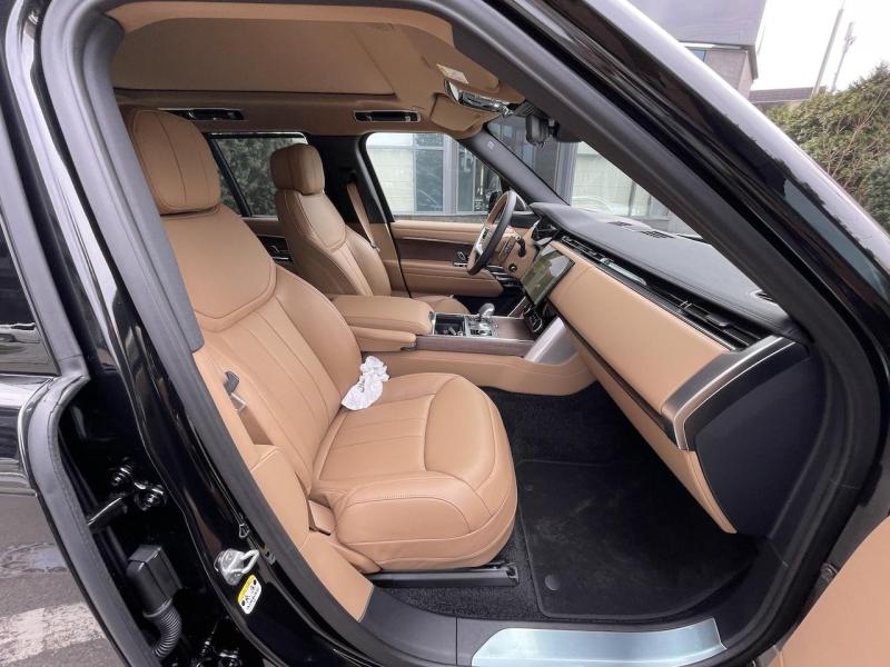 Купить Land-Rover Range-Rover HSE гибрид 2025 id-1006350 в Киеве, Фото №[delta]